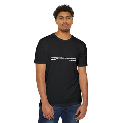 OCYA | HEBREWS 12:1 GRAPHIC TEE